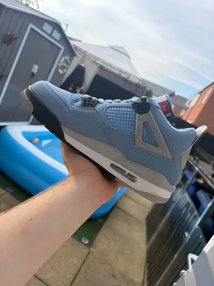 Real preview photo of Jordan 4 University Blue